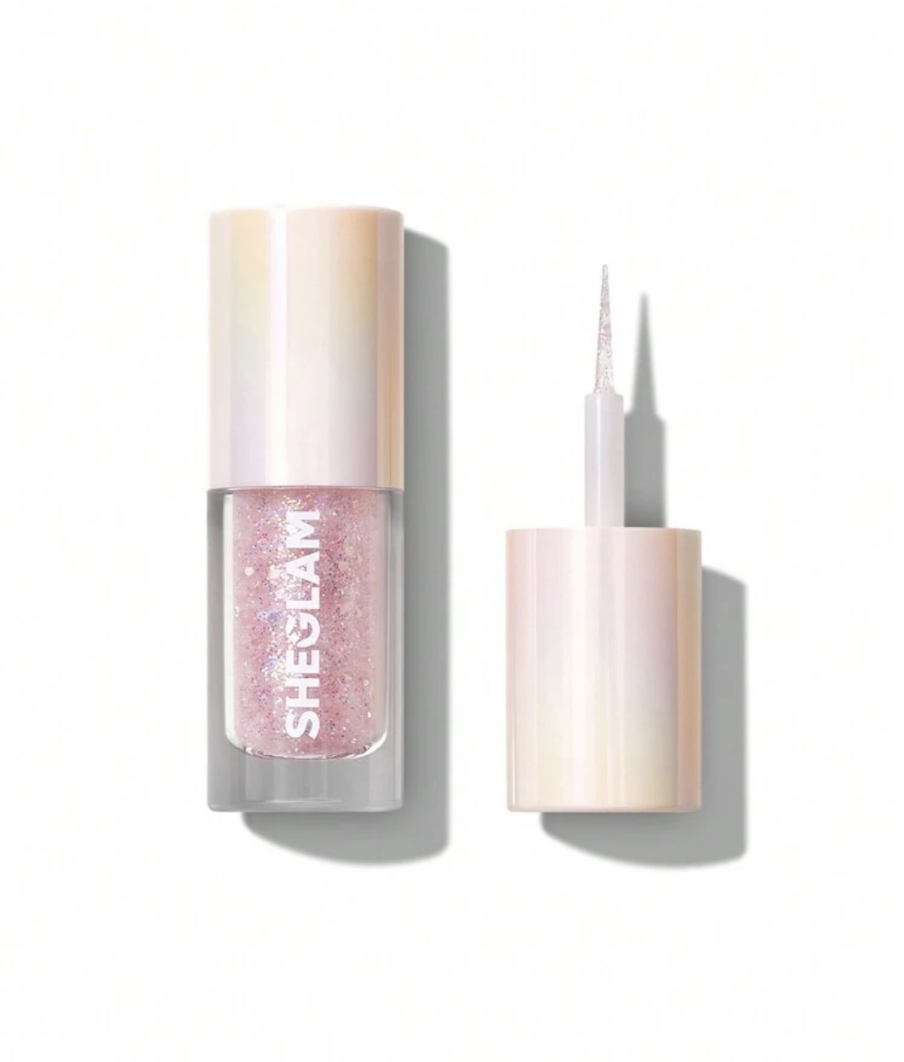 خط چشم گلیتری شیگلم‌ رنگ صورتی